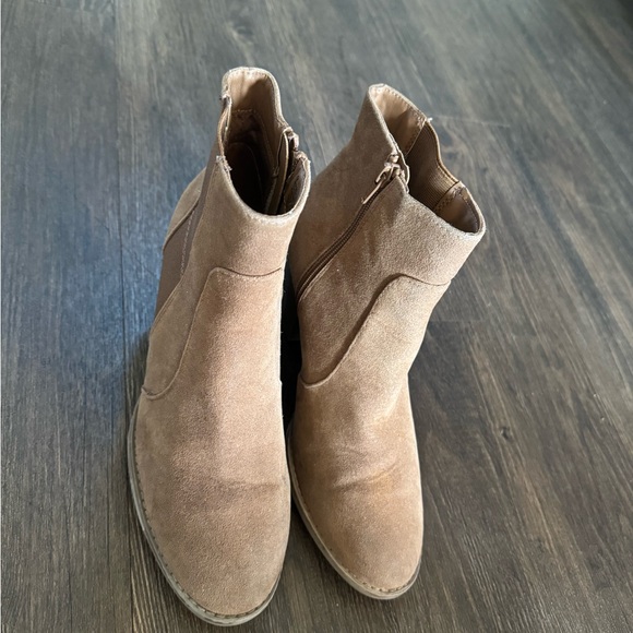 Universal Thread Women’s Boots Sz 9 - Picture 4 of 6